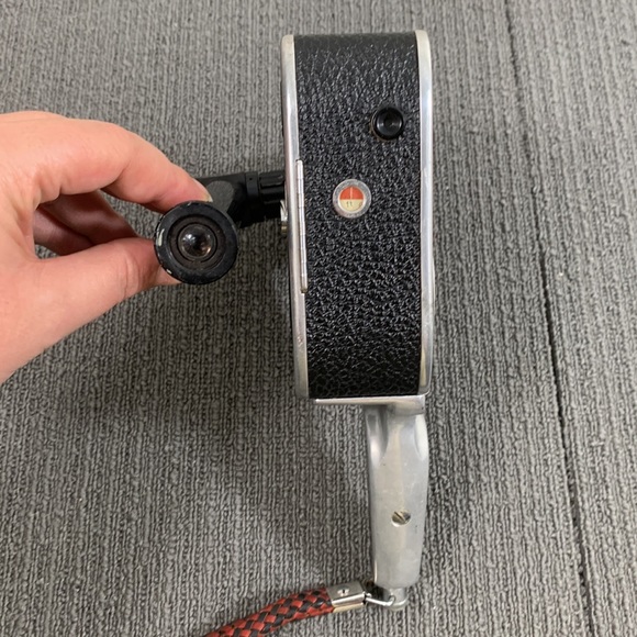 VTG Paillard Bolex C-8SL 8mm Movie Camera & Som Berthiot Pan Cinor Lens UNTESTED - Picture 8 of 16